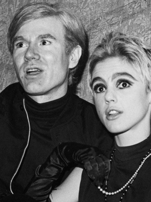 Edie Sedgwick, la straordinaria musa di Andy Warhol che ha cambiato la moda