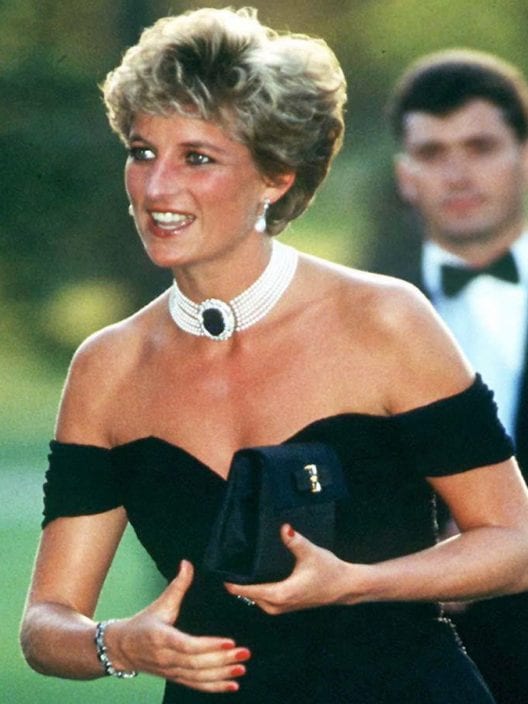 Il Revenge Dress di Lady Diana: storia dell’abito che… ha fatto la storia