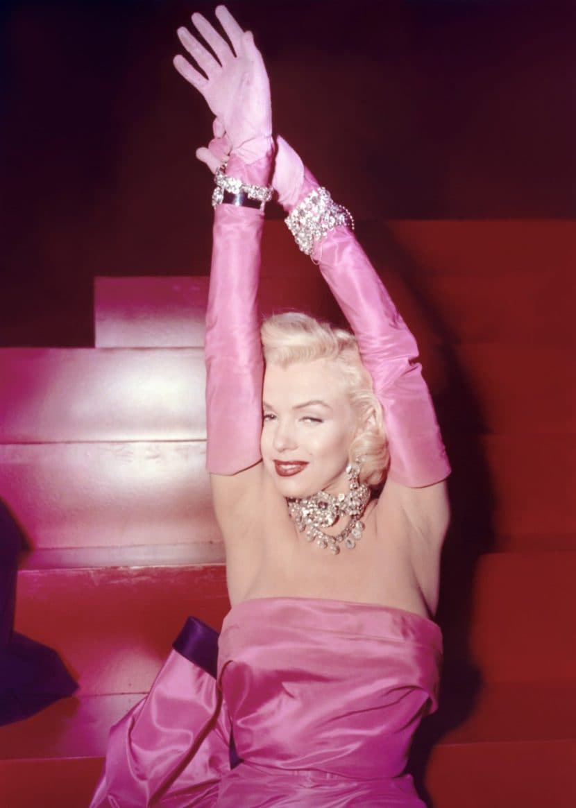 Marilyn Monroe in rosa e diamanti