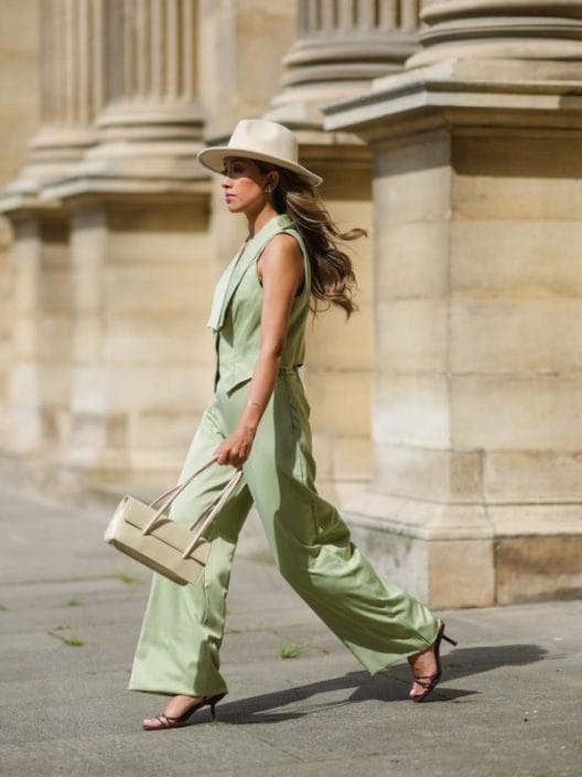 Pantaloni a zampa: il revival per l’estate! Ecco gli stili più cool