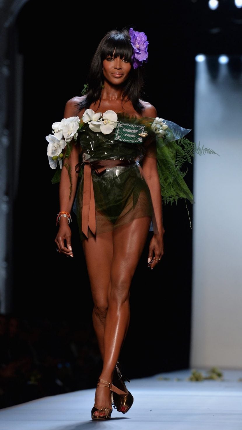 Naomi Campbell sfila per Gaultier