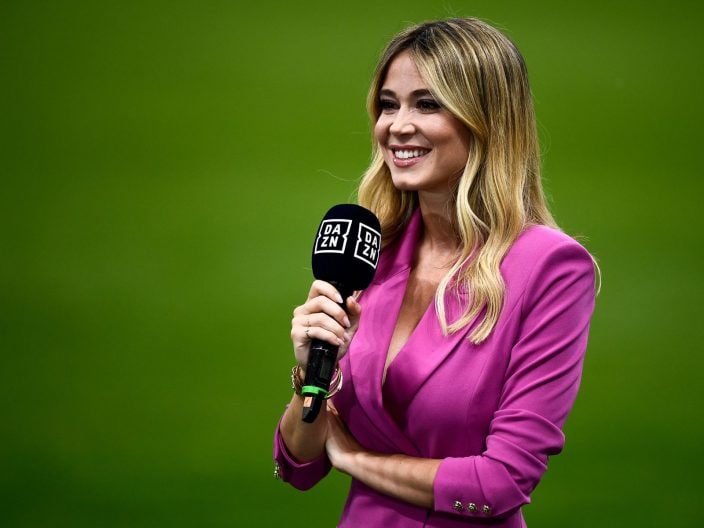 Diletta Leotta in fucsia per DAZN