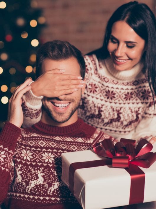 Natale 2022, idee regalo per lui: fashion, trendy e infallibili