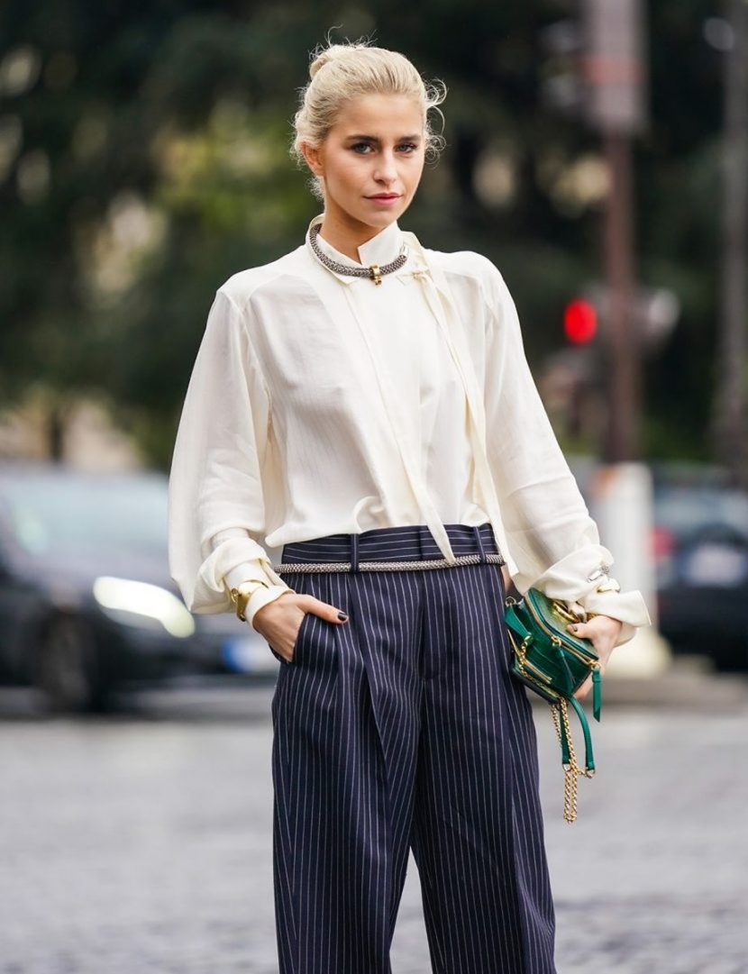 La camicia bianca è perfetta per donare equilibrio a qualsiasi outfit 